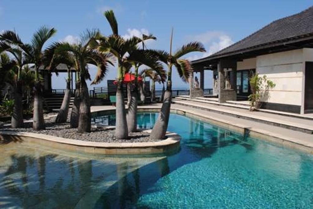 Suarti Resort, Villas & Gallery Ketewel Exteriör bild