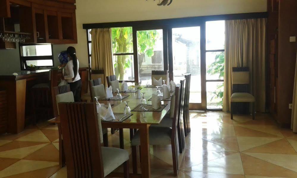Suarti Resort, Villas & Gallery Ketewel Exteriör bild