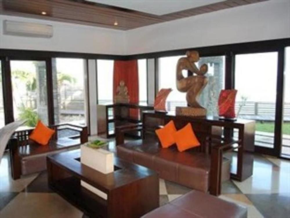 Suarti Resort, Villas & Gallery Ketewel Exteriör bild