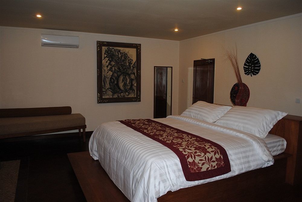 Suarti Resort, Villas & Gallery Ketewel Exteriör bild